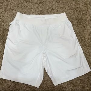 Lululemon Men’s white shorts, 9 inch inseam